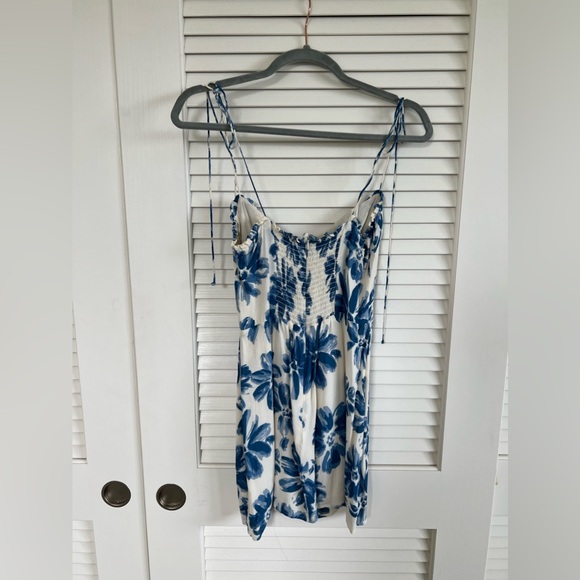 Reformation Louelle Mini Dress - Picture 3 of 4